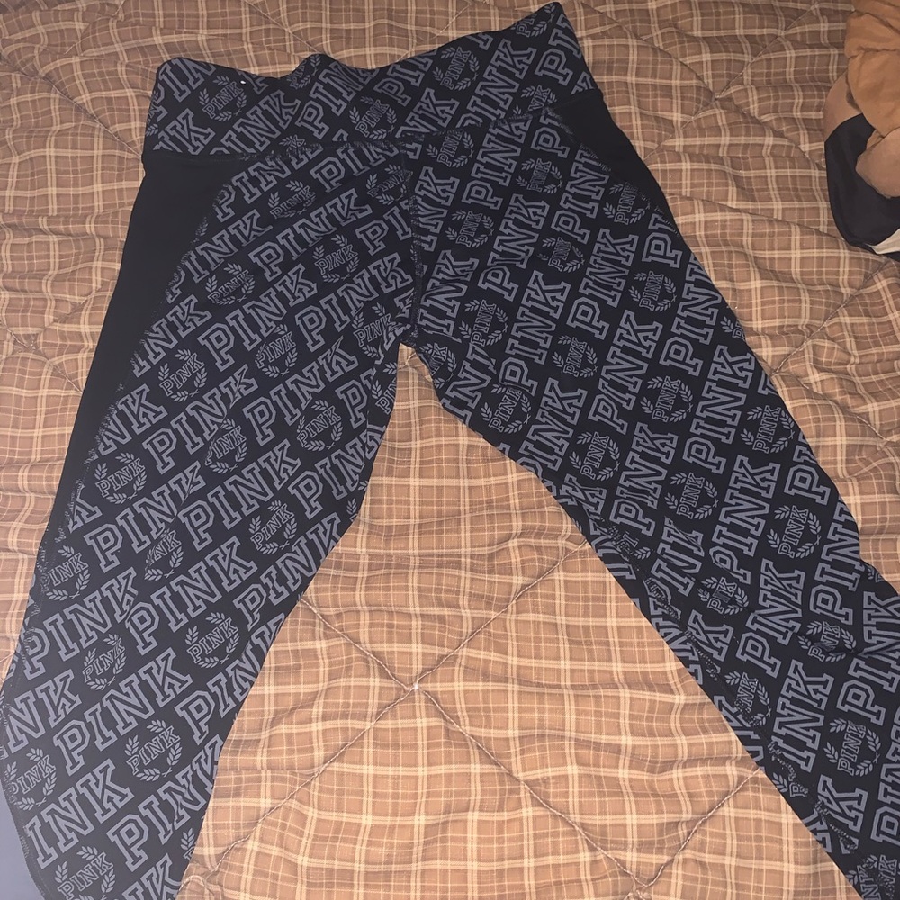 PINK Leggings